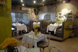 female jobs restaurants cafe