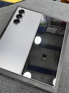 Samsung Galaxy Z Fold 6
