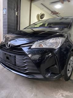 Vitz 18/22 push piano bkack room