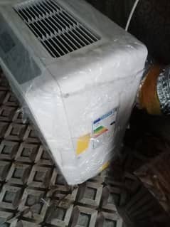 Portable AC 0.75 Ton Invertor