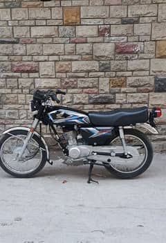 125