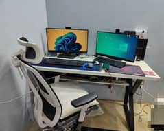 Computer table for sale