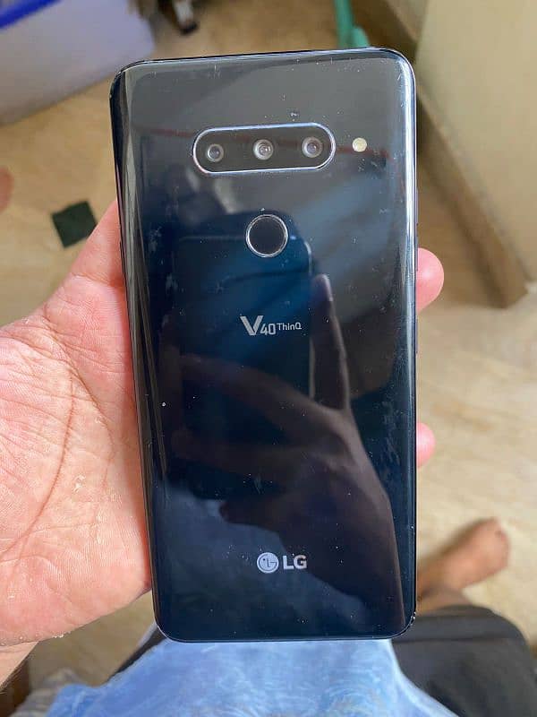Lg v40 thinq non pta oem unlock urgent sale 4