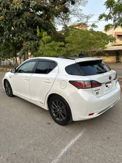 Lexus Ct200h F Sports (Sunroof Full House)