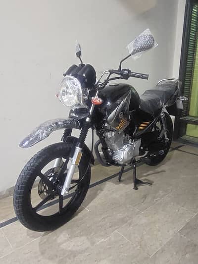 YBR G in black 2025 unregistered/0336/9800157