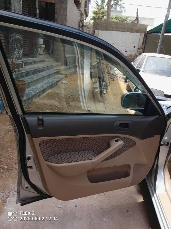 Honda Civic EXi 2003/2004 automatic 2