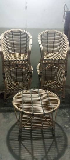 CHAIR & TABLE