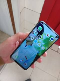vivooo v17 8gb ram 256gb room spekar not warking pta offical approved