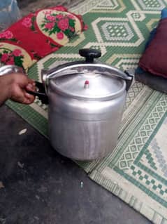 pressure cooker 30 litre