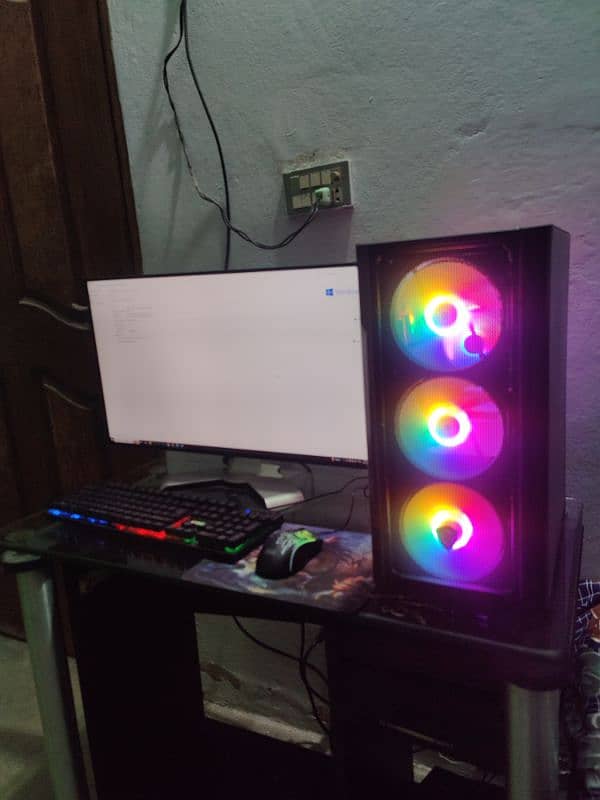 intel Core i7 6th Gen 27 inch borderless 2k LCD 0