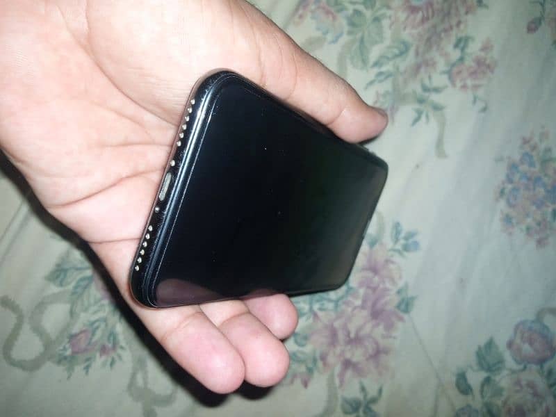 I phone x front camera dast convert in 11 pro exchange possible 2