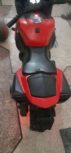 Electrous bike battery in very beautiful condition