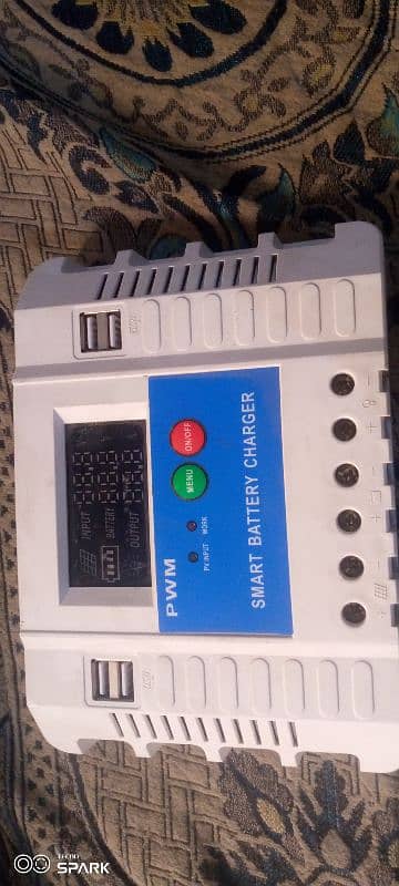 PWM charge controller 0