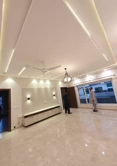 14 Marlas Tile Flooring Upper Portion With Servant Quarter Everything Separate G-13