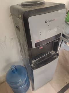Dawlance water dispenser 1060