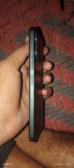 vivo y17s 6 128 with box charger original no open repair