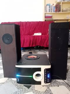 Bluetooth subwoofer with 4 inches 2 large speakers /USB ,memory card .