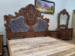 Carving bed set brand new Not used king size cinyoti style (call me)