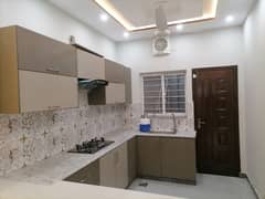 Prime Location 5 Marla House For rent In Grand Avenues Housing Scheme