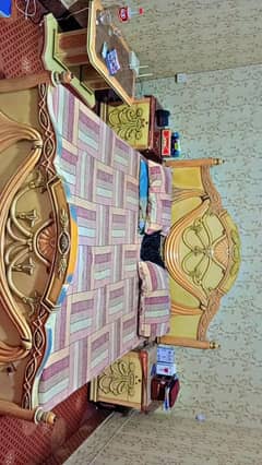 Queen Size used dico full bed set for sale in good condition