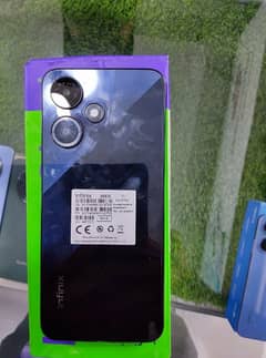 Infinix HOT 30 PLAY