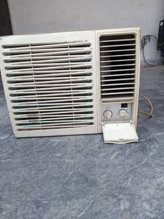 Electrolux window ac  0.75 ton