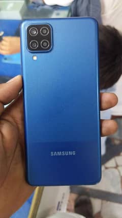 Samsung A12