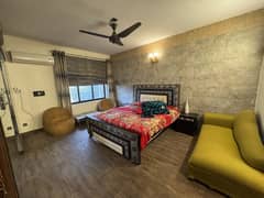 Beautiful Fully Furnished 3 Bedrooms Apartment