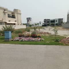 1 Kanal Plot for Sale - DHA Phase 8 Ex Park View