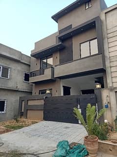 5 Marla Double With 1 Master Bed On 2nd Flour With Mumty Short Corner Beautiful Brand New House Available For Sale In Ravi Block Mumtaz City Islamabad.