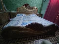 bed set dressing table 2 chairs