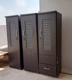 3 door cupboard