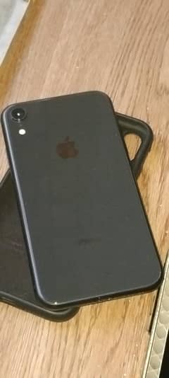 iphone xr 64gb