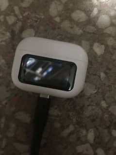 A9 pro k air buds hain bht ache sound b acha hai