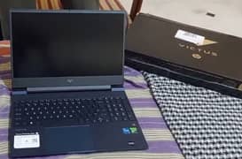 HP VICTUS 15 FA1093dx