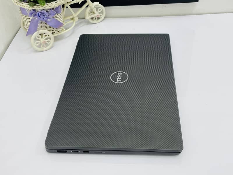 dell 7410 core i7 10th gen - Hexa (6) core processor- 12mb cache 13
