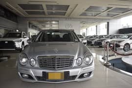 Mercedes benz E200