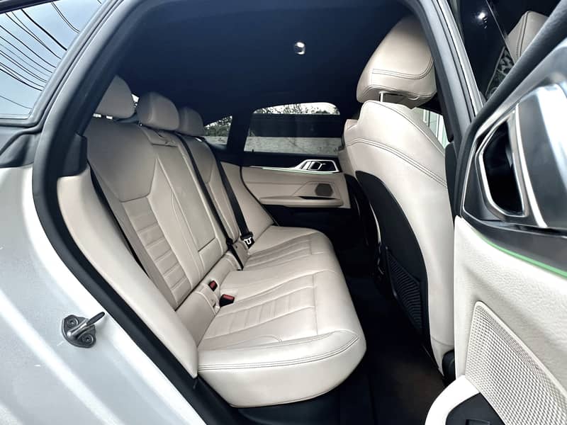 BMW i4 eDrive40 M-Sport -  2022 8