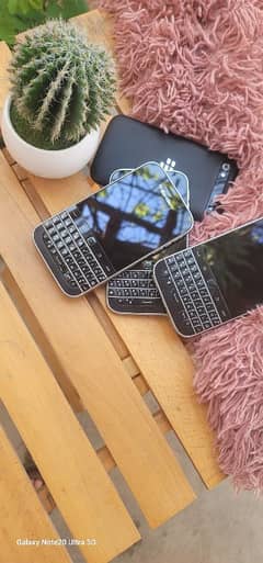 Blackberry Q20 classic just like new condition