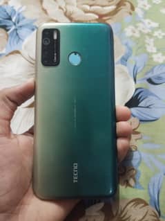 TECNO CAMON 15  4/64