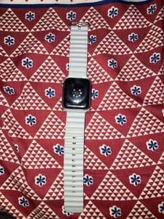 smartwatch haino teko hai or is ka sath AirPod be hai. . locatio sukkur