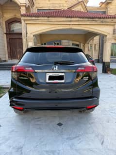 Honda vezel RS full option