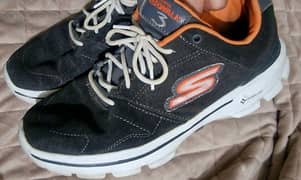 Skechers