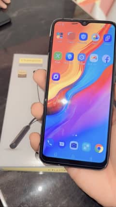 Infinix hot 8 lite