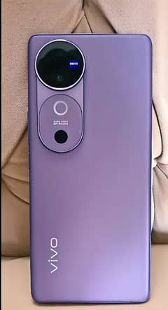 Vivo v40 12/256 5g