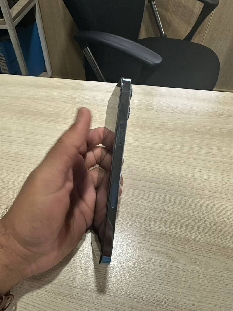 iPhone 13 pro Max PTA App- Read Add 4