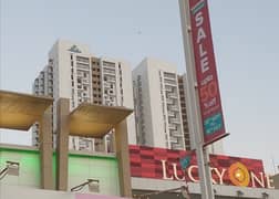 2400 Square Feet Flat In Lucky One Apartment Best Option
