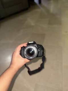 Canon Eos 700 D Dslr EFS-18-55mm