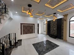 5 Marla Triple story house For Sale