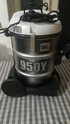 hitachi vacuum cleaner new hai bhot acha chalta hai 03217617313